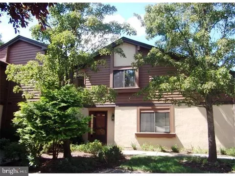 262 Sayre Dr, Princeton, NJ 08540