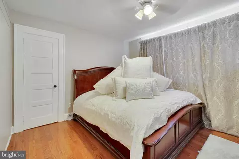 Bedroom - 175 Union Ave, Middlesex, NJ 08846 photo 1 of 8