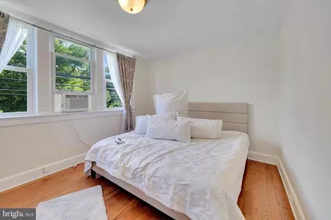Bedroom - 175 Union Ave, Middlesex, NJ 08846 photo 6 of 8