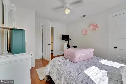Bedroom - 175 Union Ave, Middlesex, NJ 08846 photo 5 of 8