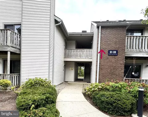 908 Ravens Crest Dr, Plainsboro, NJ 08536