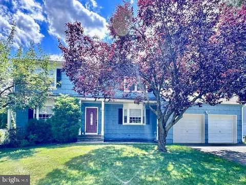 69 Ochs Ave, Milltown, NJ 08850