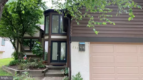 238 Sayre Dr, Princeton, NJ 08540