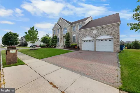 47 Green Ash St, Monroe Township, NJ 08831