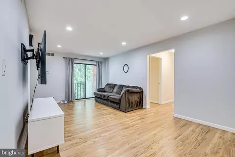 53 Boulder Dr, Edison, NJ 08817 photo 19