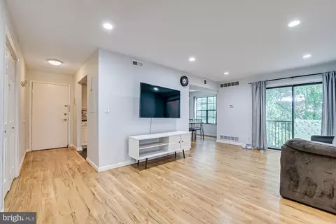 53 Boulder Dr, Edison, NJ 08817 photo 21