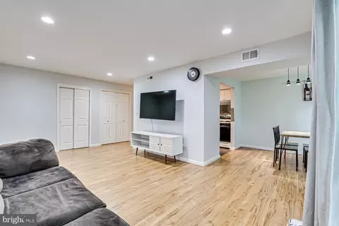 53 Boulder Dr, Edison, NJ 08817 photo 18