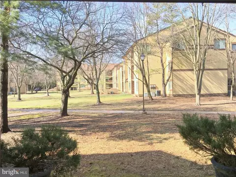 2112 Sayre Dr, Princeton, NJ 08540