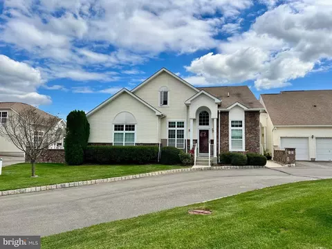 4502 Schindler Dr S, Monmouth Junction, NJ 08852