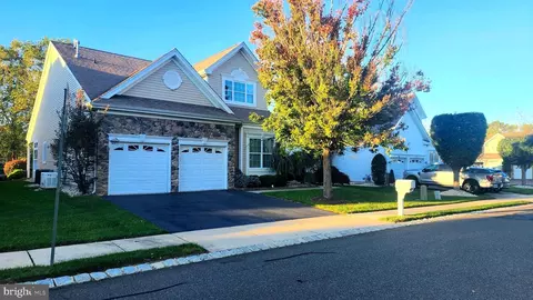 31 Steeple Rd, Monroe Township, NJ 08831