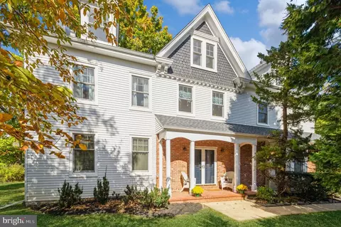 224 Raymond Rd, Princeton, NJ 08540