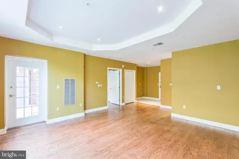 2015 Windrow Dr, Princeton, NJ 08540
