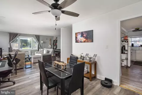 48 B Gramercy Gdns #B, Middlesex, NJ 08846