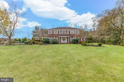 145 Cranbury Neck Rd, Cranbury, NJ 08512