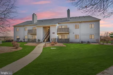 703 Aspen Dr, Plainsboro, NJ 08536