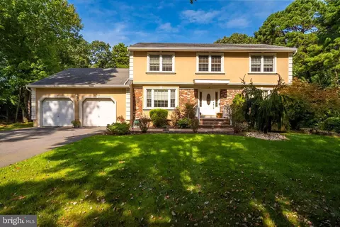 15 Toby Ter, Monroe Township, NJ 08831
