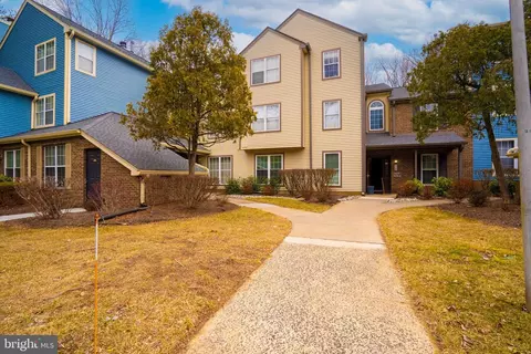 5073 Beech Ct, Monmouth Junction, NJ 08852