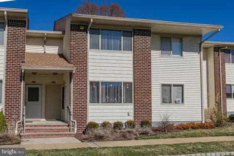 308 Cynthia Ct #2, Princeton, NJ 08540