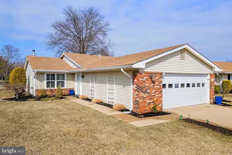 821 Rigens # A, Monroe Township, NJ 08831