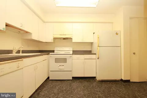 2110 Sayre Dr, Princeton, NJ 08540 photo 7