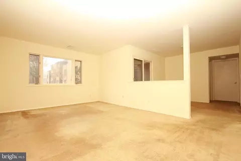 2110 Sayre Dr, Princeton, NJ 08540 photo 4