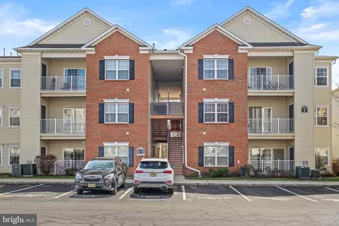 427 Lucy Ct, South Plainfield, NJ 07080