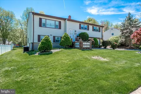 807 New Dover Rd, Edison, NJ 08820