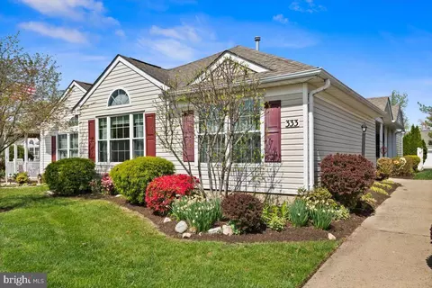 333 Waterside Blvd, Monroe Township, NJ 08831