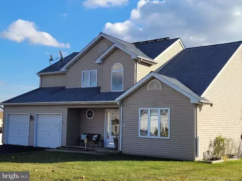 3 Samuel Dr, South River, NJ 08882