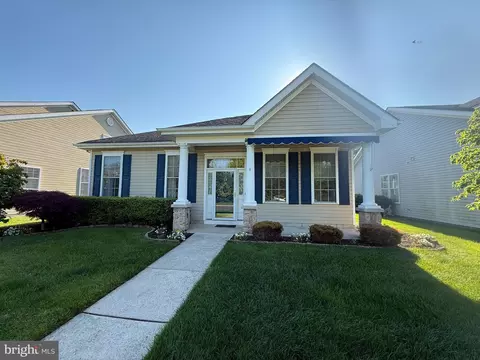 13 Trowbridge Ln, Cranbury, NJ 08512