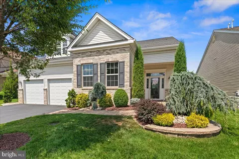 130 Cobblestone Blvd, Monroe Township, NJ 08831