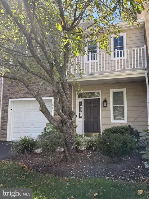 11 Daffodil Way, Old Bridge, NJ 08857