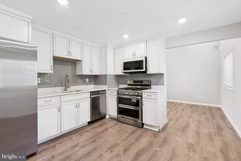 Other - 5 Waverly Dr E, Edison, NJ 08817 photo 2 of 7