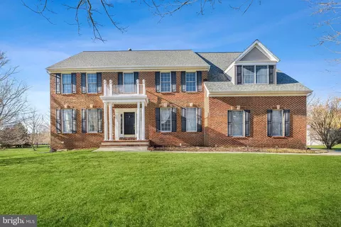 11 Harvest Dr, Plainsboro, NJ 08536