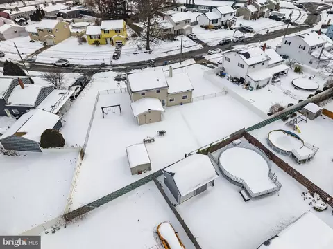 View/Area - 10 Magee Rd, Edison, NJ 08817 photo 2 of 7