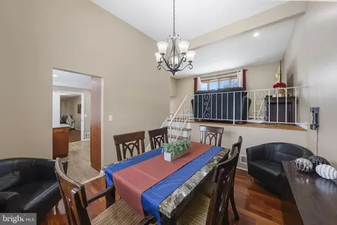 Dining - 10 Magee Rd, Edison, NJ 08817 photo 3 of 4