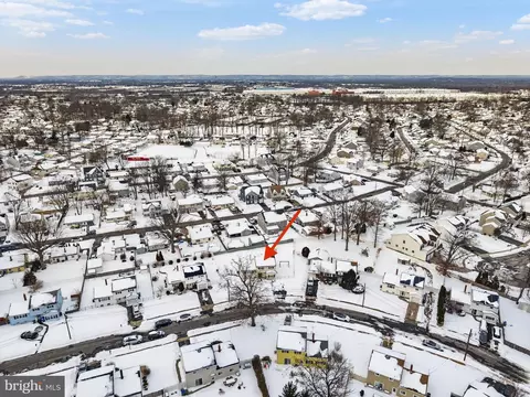 View/Area - 10 Magee Rd, Edison, NJ 08817 photo 6 of 7