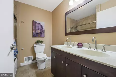 Entry Way - 10 Magee Rd, Edison, NJ 08817 photo 5 of 5