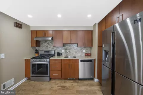 Kitchen - 10 Magee Rd, Edison, NJ 08817 photo 4 of 4