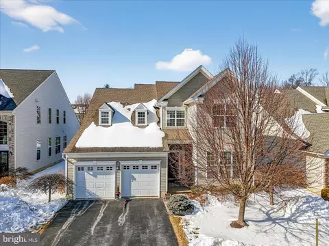 118 Andover Dr, Kendall Park, NJ 08824