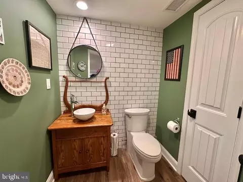 8 Willow Ct, Parlin, NJ 08859 photo 31