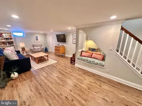8 Willow Ct, Parlin, NJ 08859 photo 27