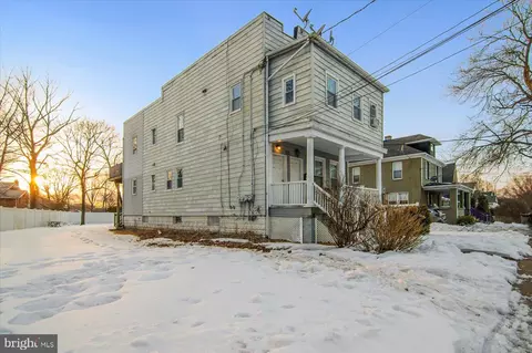 111 Center St, Metuchen, NJ 08840