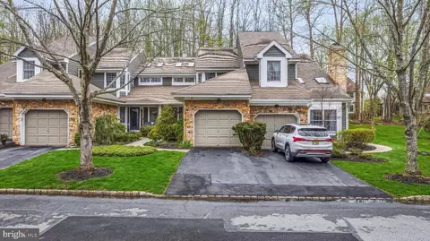 32 Coriander Dr, Princeton, NJ 08540