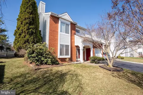 62 Woodland Way, Dayton, NJ 08810