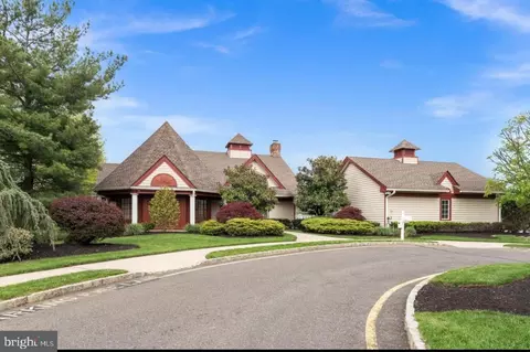 3228 Sayre Dr, Princeton, NJ 08540