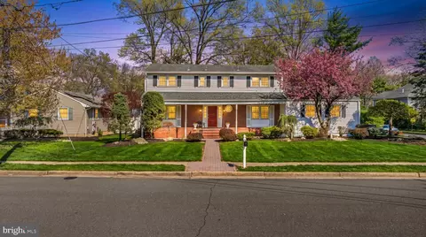 Exterior - 2 Paula St, Edison, NJ 08820 photo 6 of 6