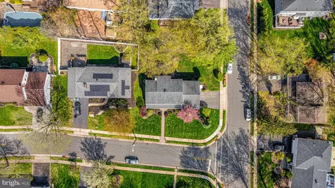 View/Area - 2 Paula St, Edison, NJ 08820 photo 4 of 4