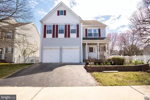 14 Holohan Dr, Plainsboro, NJ 08536