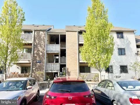 1113 Ravens Crest Dr, Plainsboro, NJ 08536